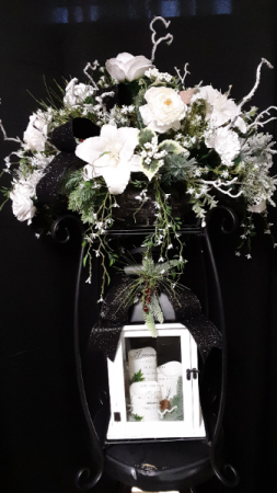 Memorial tribute Lantern arrangement with stand
