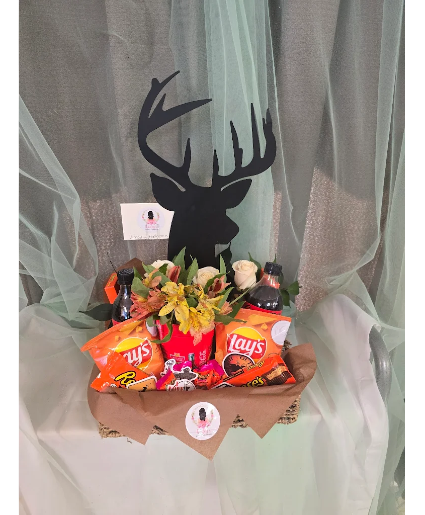 Men's Rose & Snack basket: Deer Hunting Edition Gift Basket