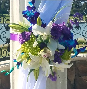 MERMAID SIDE FLOWERS CEREMONY
