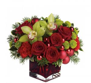 Merry & Bright Arrangement