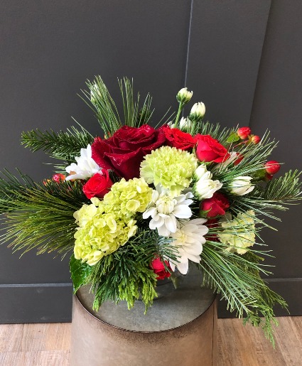 Merry Centerpiece  
