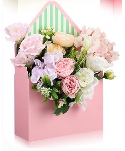 Mom’s Message Bouquet Keepsake  Envelope of silk flowers(various colors 
