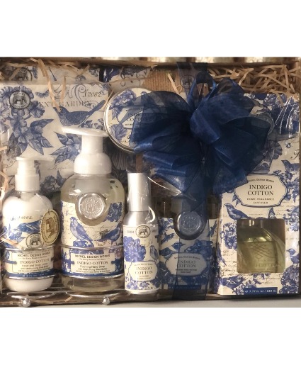 MICHEL DESIGN WORKS CARE PACKAGE