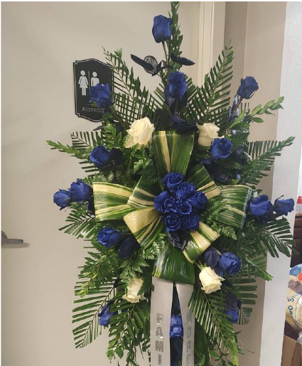 Midland Blue Cross Standing Spray