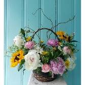 MIDSUMMER DAYDREAMS PEONY FLOWER ARRANGEMENT