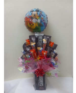 Mikey mouse hersheys candy bouquet 