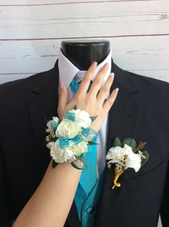 Mini Carnaitons (White) Corsage & Boutonniere Pair