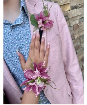 Mini Cymbidium With Pink Filler 