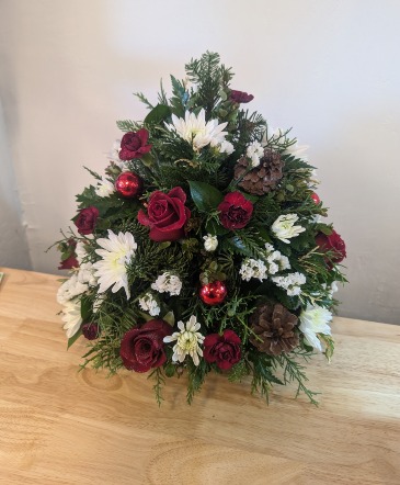 Merry Tree Local Mesa florist GOLD CANYON  in Apache Junction, AZ | No Reason Why Flowers