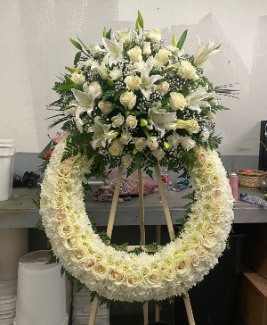 MIX PRETTY WHITE WREATH 