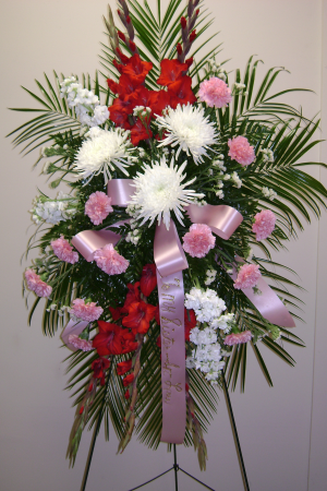 mixed arrangement standing spray