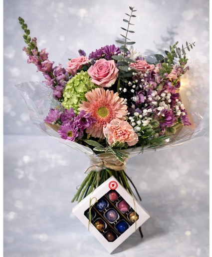 Mixed Bouquet and Chocolates Valentines Special