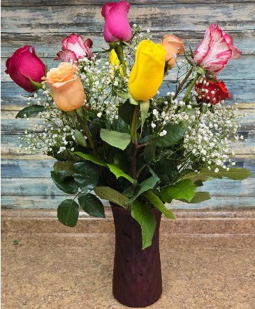 Mixed roses in red vase Roses in Middletown, NY | ABSOLUTELY FLOWERS