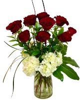 Modern Dozen Hearts Roses Rose Arrangement 