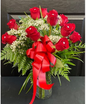 Modern Embrace 12 Vase arrangement