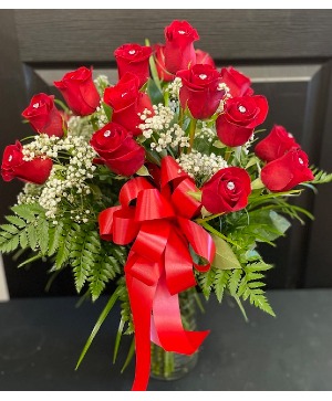 Modern Embrace 18 Vase arrangement