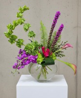 Modern Garden Muse Vase Arrangement 