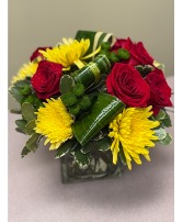 MODERN TWIST VASE ARRANGEMENT