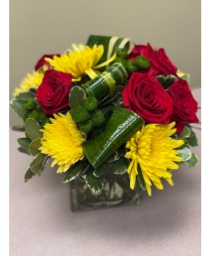 MODERN TWIST VASE ARRANGEMENT