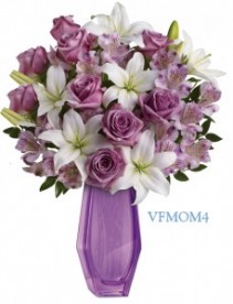 MOM WILL LOVE IT Floral Arrangement