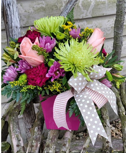 Momma knows Vase Arrangement 