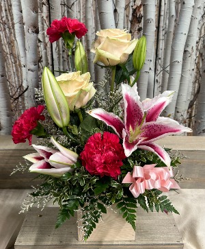 Summer Garden Fresh Arrangement 