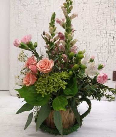 The Garden Sip Arrangement 