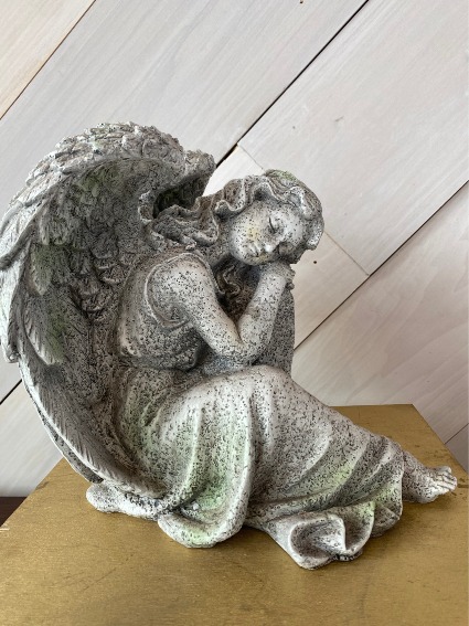 Mossy Angel 