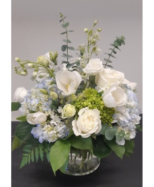 Mother Spirit Flowers Vase S1