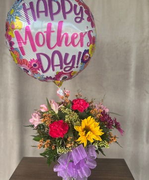 Mother's Day Special #1 Mixed Vase Arrangement