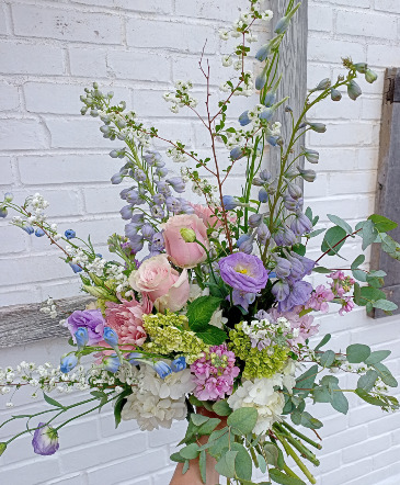 Pastel Bouquet Designers Choice in Glastonbury, CT | THE FLOWER DISTRICT