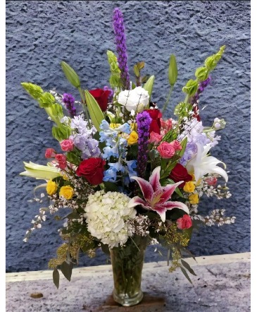 Mothers Love vase in Murrells Inlet, SC | Art & Flowers