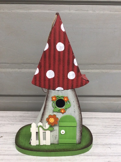 Mushroom Birdhouse 