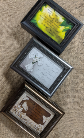 Music boxes (selection may vary) 