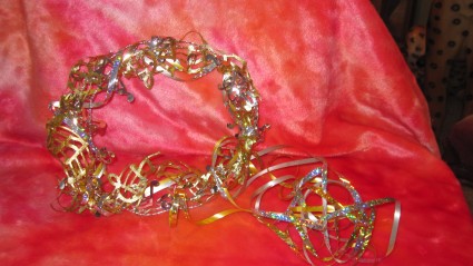 musical halo/wand hair piece