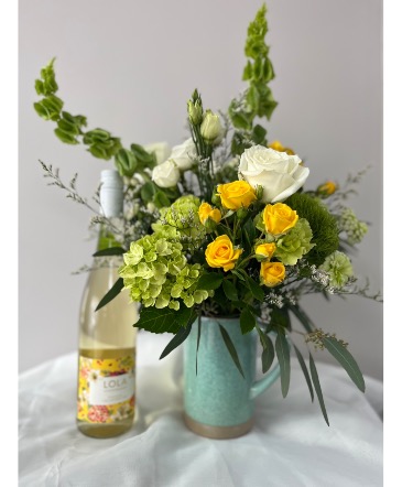 My name is Lola  in Aurora, ON | Petal Me Sugar Florist