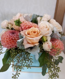 My Sweet Peach  Gift Box Arrangement 
