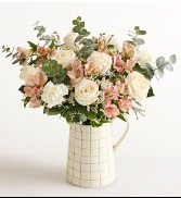 Natural Elegance™ Bouquet 