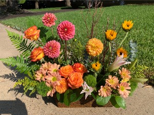 Natural Sunset Floral Design