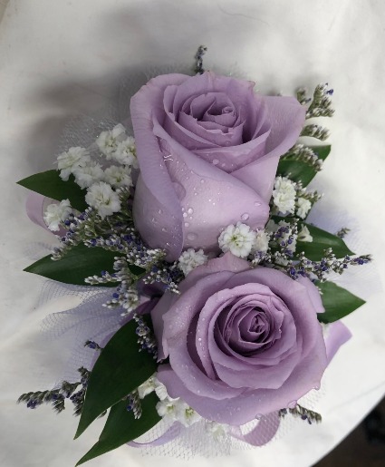 NC10 Two Lavender Roses 
