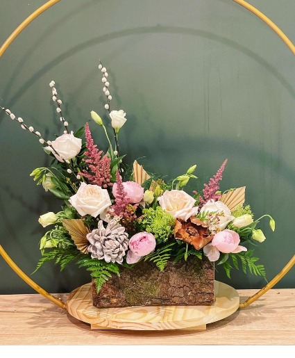 Neutral Naturals Bark Box Arrangement
