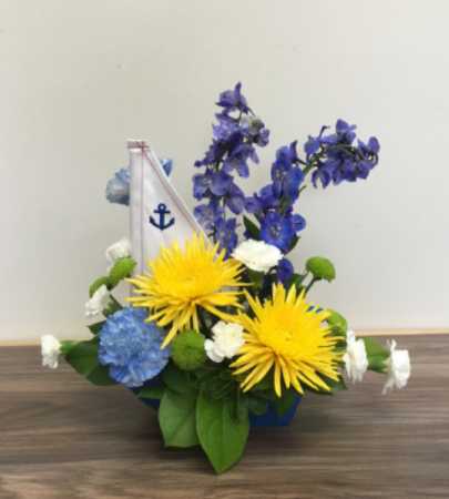 BbA1 captain carefree Ceramic sail boat arrangement