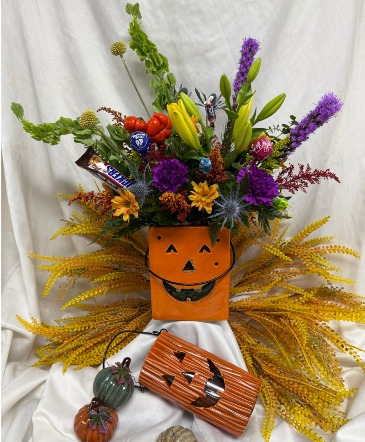 No Tricks, Only Treats Fall Bouquet in Cabot, AR | Petals and Plants Florist, Inc