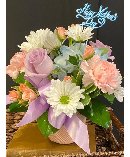 Norma Fresh Flower arrangement