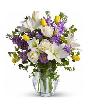 now dats nice mixed vase arrangement