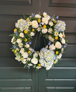 Ocean Breeze Standing Wreath  