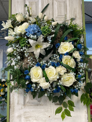 Ocean Breeze Wreath Spray  