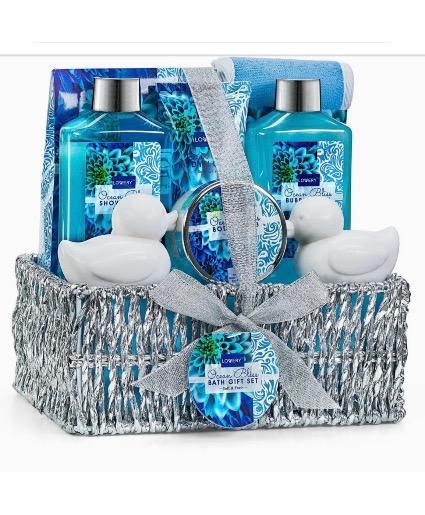 Ocean mist Bath & body spa Pamper me basket