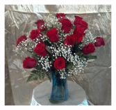One Dozen All Around Red Roses 
