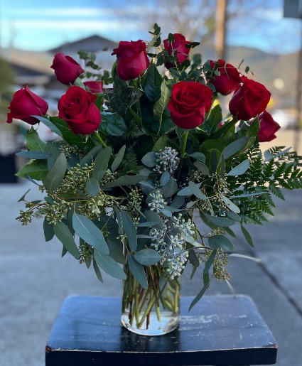 One Dozen Red Roses 